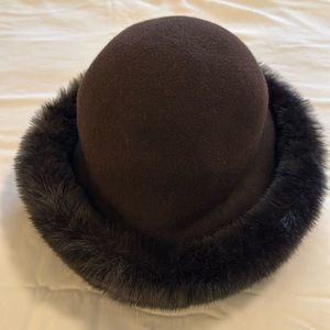 Vintage Lancaster  100% wool hat Brown with faux fur rim